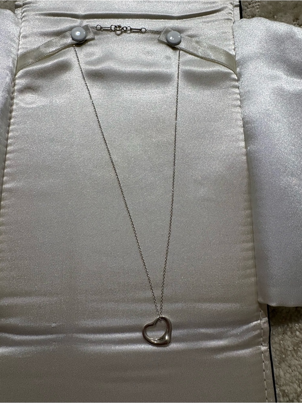 Tiffany and co Elsa peretti heart necklace